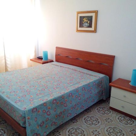Appartamento Daniela Sant'Antioco Exterior foto